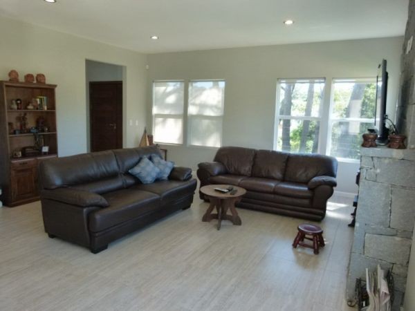 Moderna y cómoda casa en alquiler, ideal para descansar en sus vacaciones.